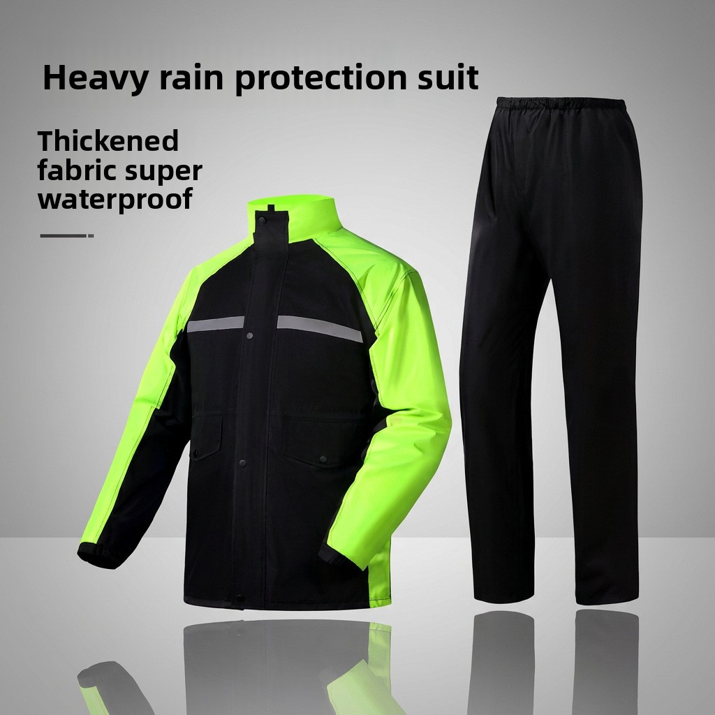 Wytrzymały motocyklowy kombine – Cycling Commuter Rain Gear recenzja i cena